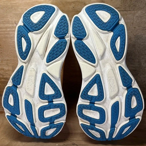 Hoka One One Bondi 8 REFLECTIVE Womens Size 7 Running Shoes Sneakers Orange - Picture 9 of 13